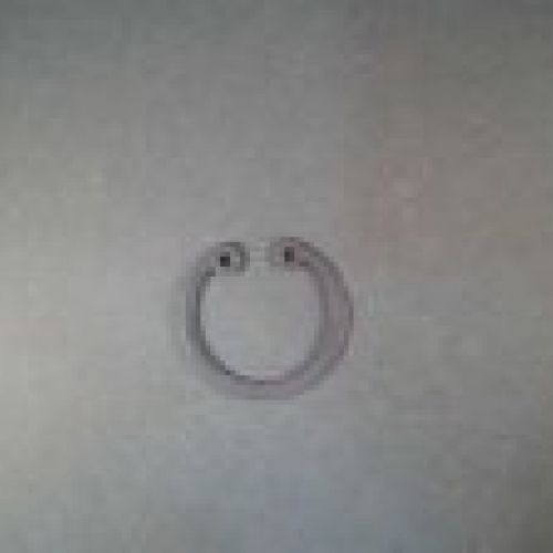 ANILLO ELÁSTICO I 24 "SEEGER"