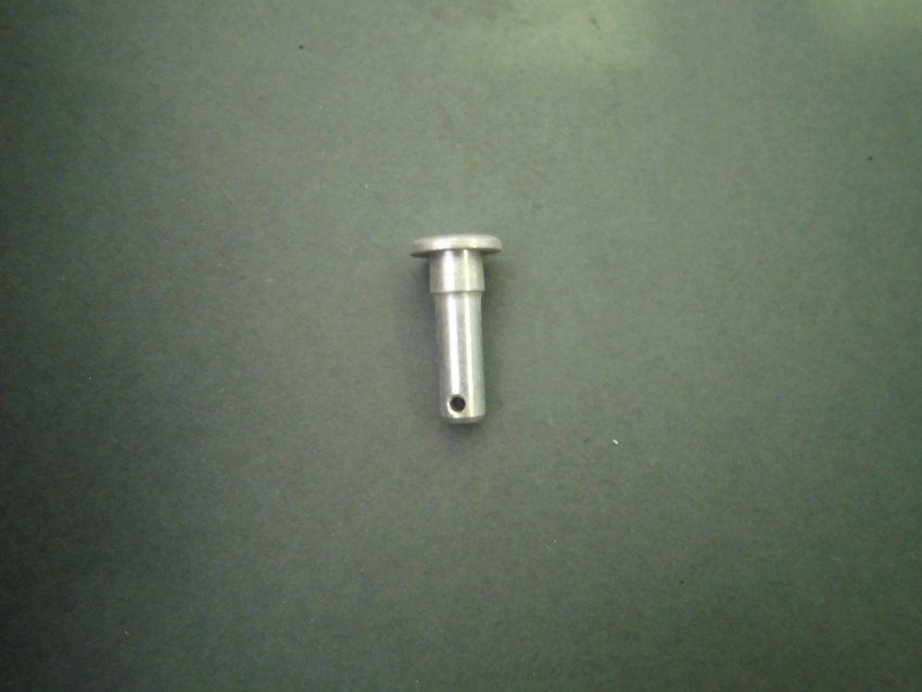 B 11113047 Pasador eje palanca mando selector, Chispa