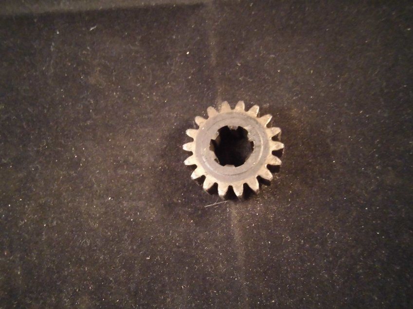 B 1A2311P009 Piñón intermedio comun Z 18, Metralla MK2 Kit America