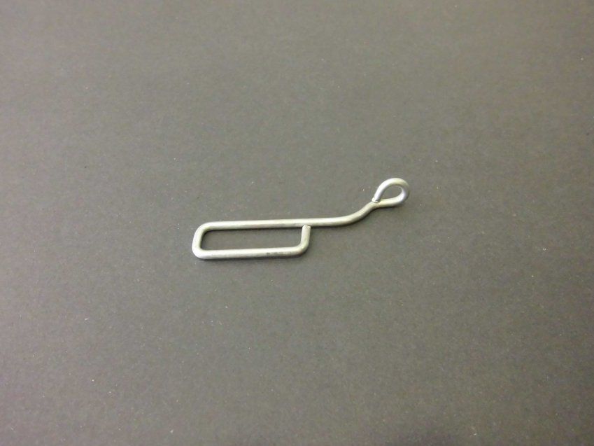 B 14206026 Guia cable freno del