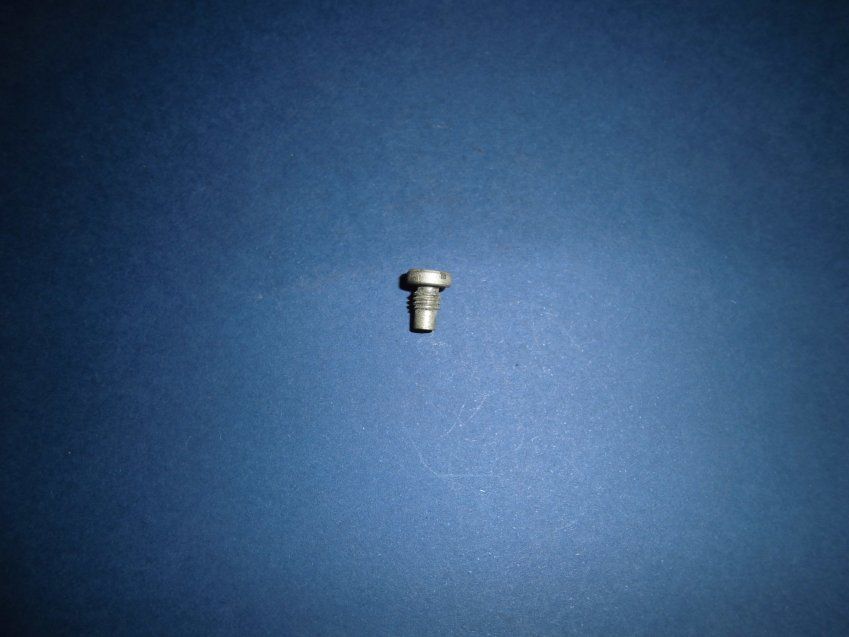 B 815134  Tornillo guia bloque surtidor, carb