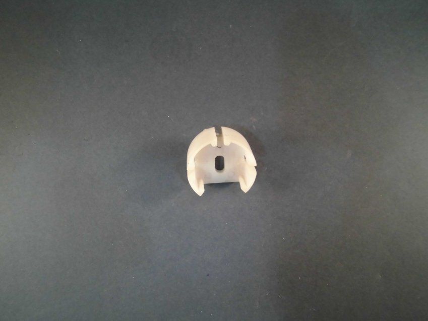 B 14415072 Apoyo muelle y sujetar cable, Carb