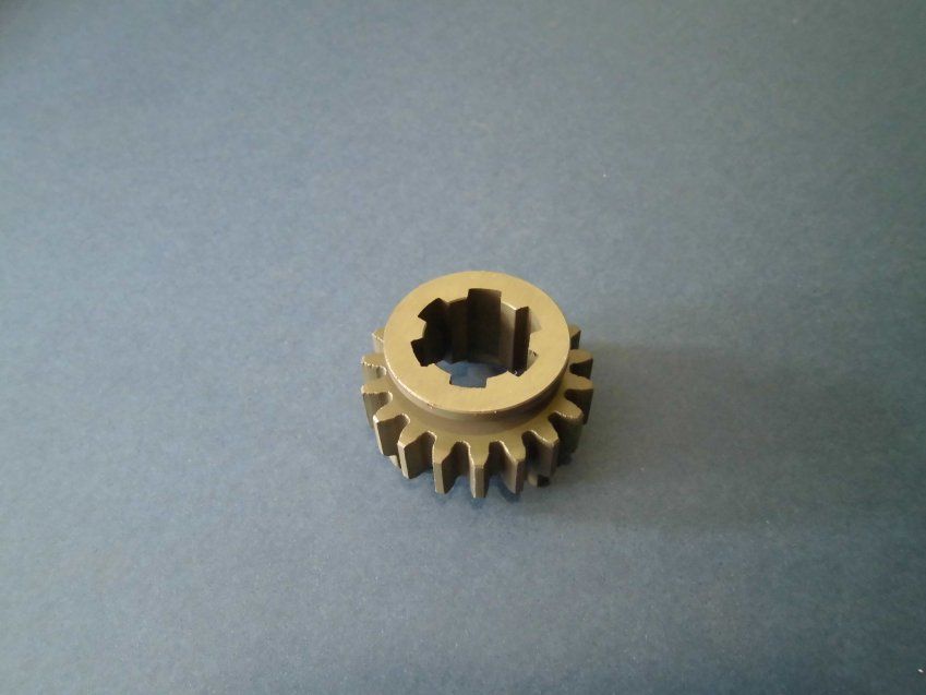 PIÑÓN DESPLAZABLE 1ª Z 19    ALPINA (TODOS LOS MODELOS)    LOBITO MK5 125/175 MOD