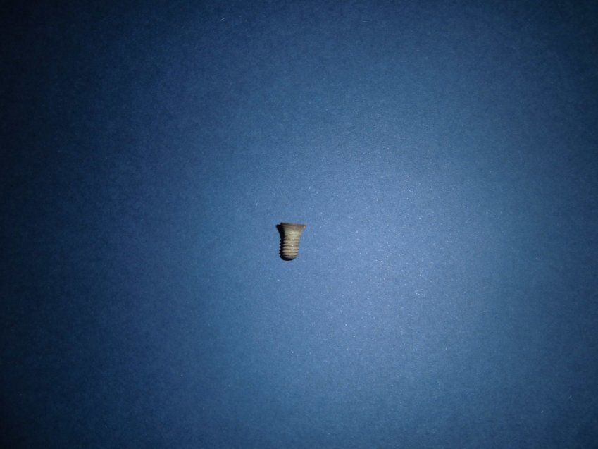 B 215068 Tornillo fijación cámara ventilación, carburadro Zenith 20