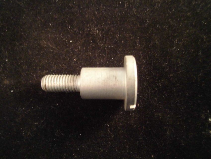 TORNILLO FIJACIÓN PEDAL FRENO "MATADOR MK5 SD"