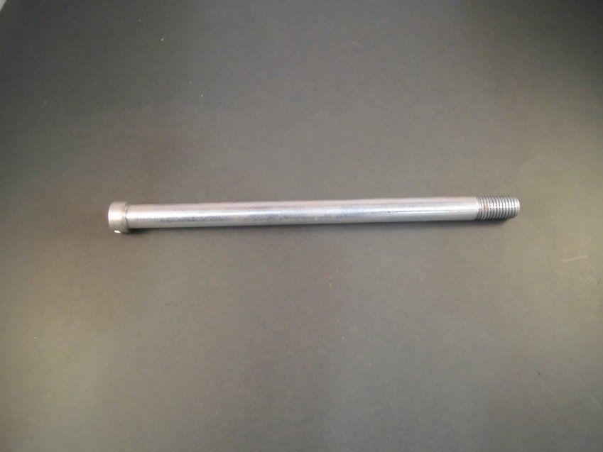 B 9104013 Eje rueda delantera 12x205, Bultaco Sherpa T 91 92 124 125 158 159 198 199