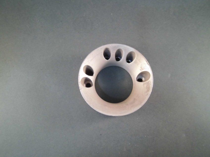 B 13715110 Soporte filtro de aire Carb Amal 2900