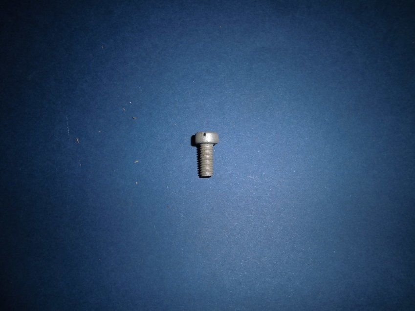 B 715082 Tornillo fijación tapa filtro, carburador Amal 18